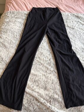 Old Navy Size S Ribbed Flare Leggings